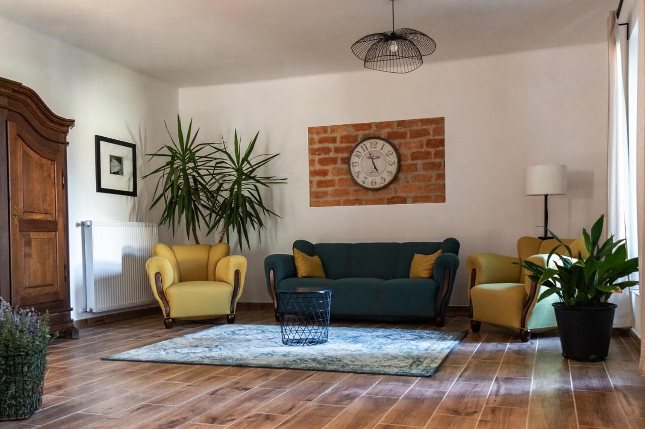 Apartamento Madaras ház Tard Exterior foto